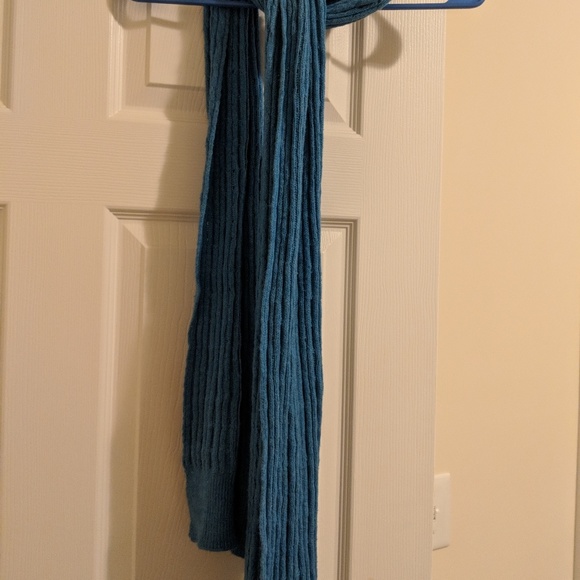 Scarf - Picture 2 of 2